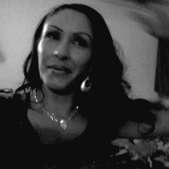 Meet your Posher, Marlene - Picture 4 of 5